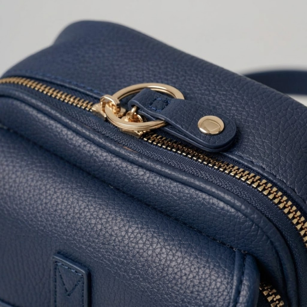 Laipan - The Roomiest Crossbody Bag
