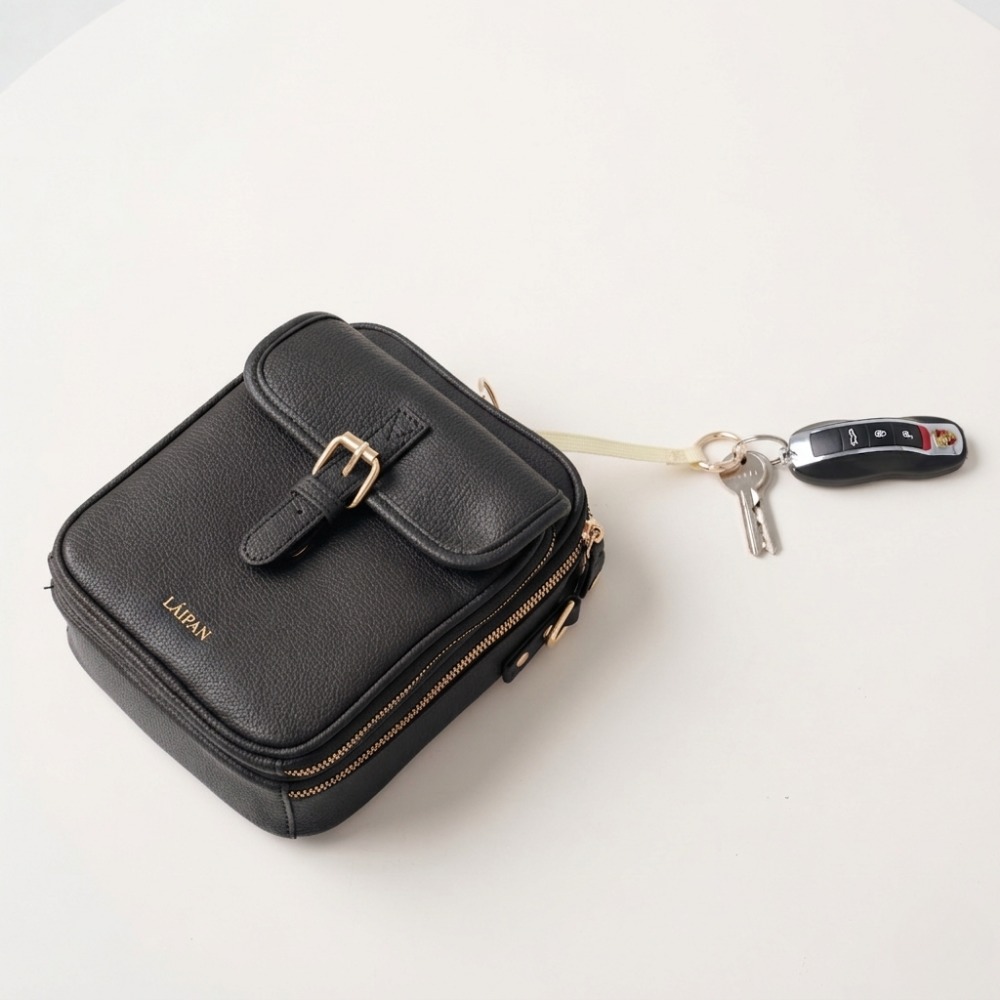 Laipan - The Roomiest Crossbody Bag