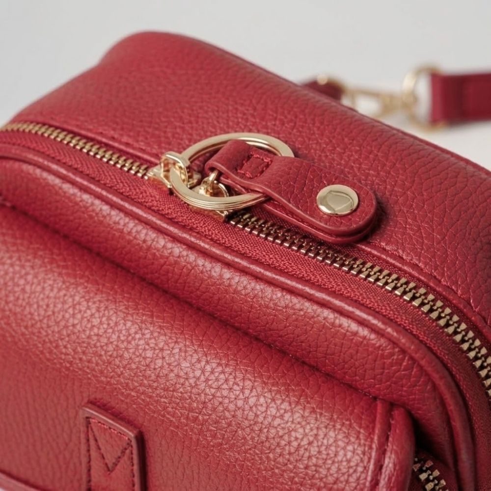 Laipan - The Roomiest Crossbody Bag
