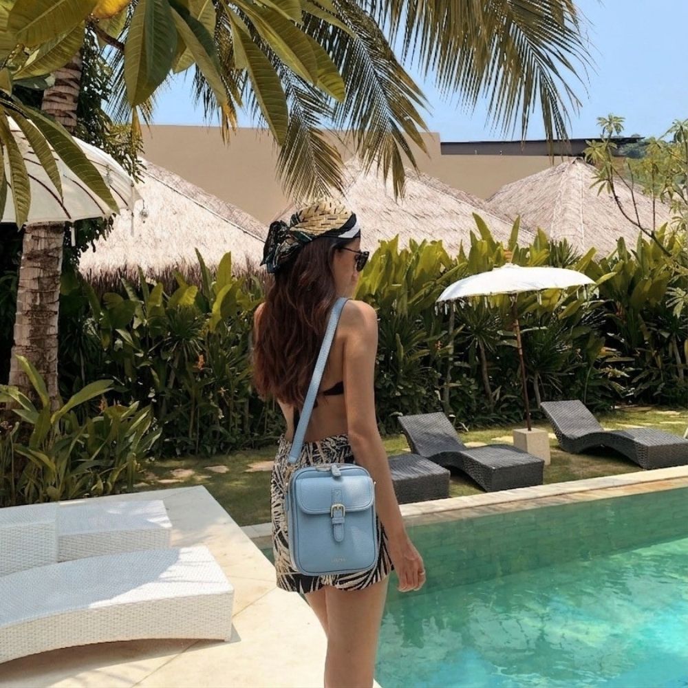 Laipan - The Roomiest Crossbody Bag